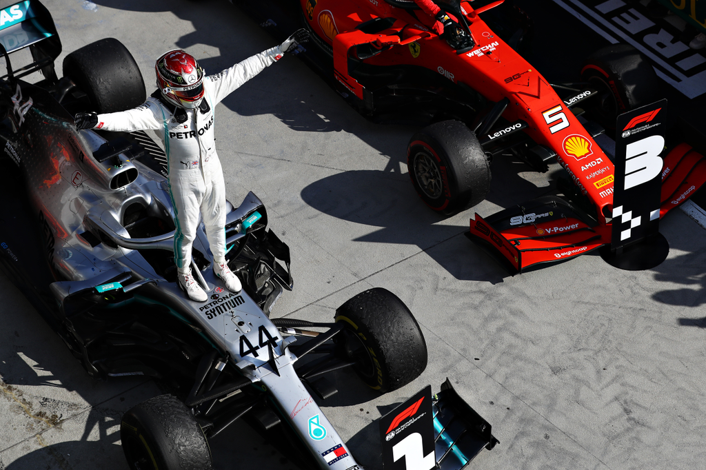 Forma-1, Magyar Nagydíj, vasárnap, Lewis Hamilton, Mercedes, ünneplés 