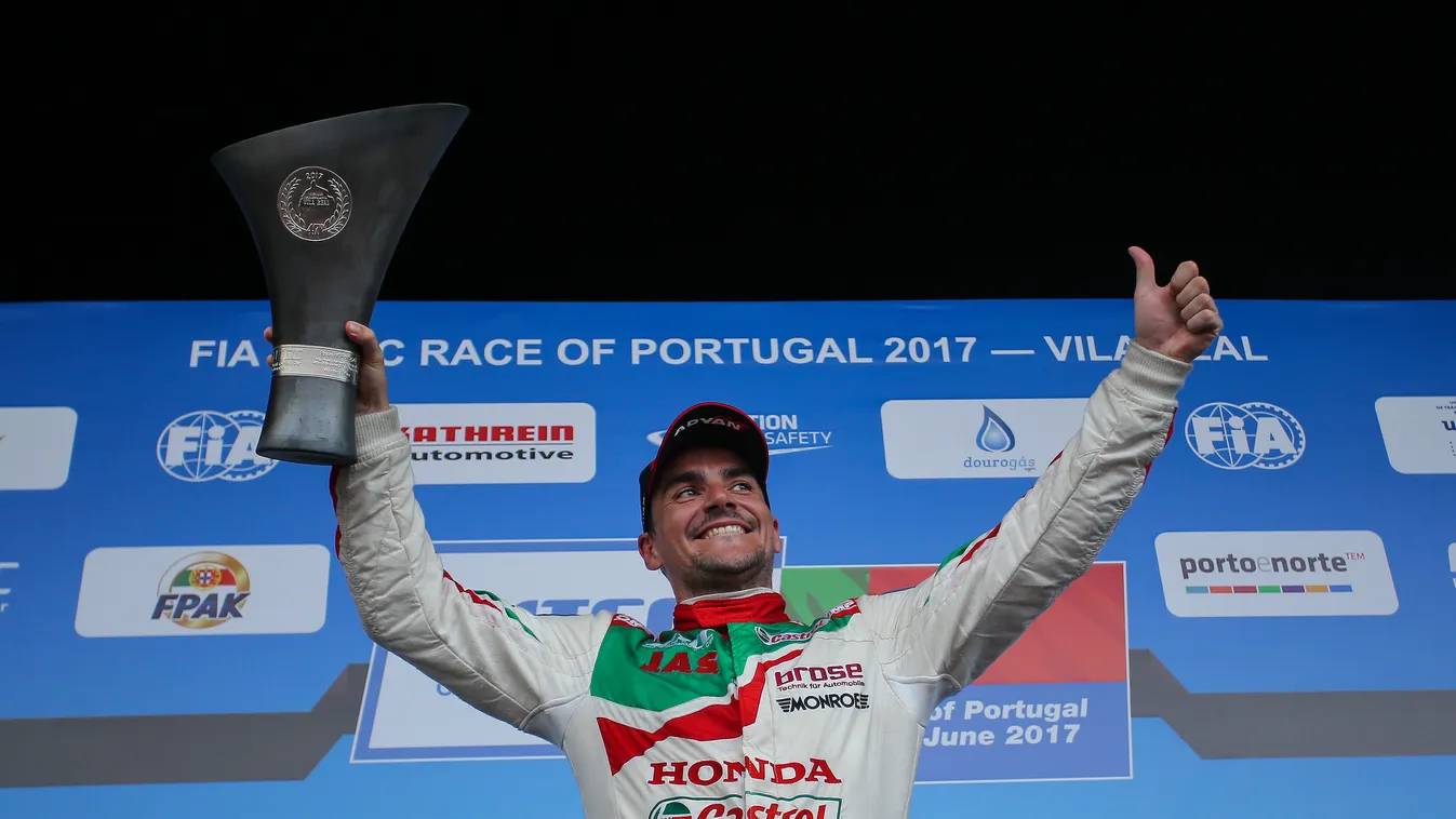 2017 FIA WTCC Race of Portugal - Podium Ceremony NurPhoto Rali News Sports Motorsports Portugal Vila Real FIA WTCC NORBERT MICHELISZ 
