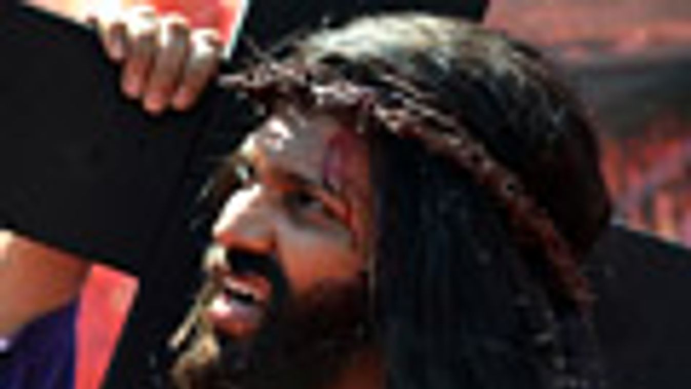 Indiai hívők játszák újra Krisztus passióját húsvétkor, jézus pere 