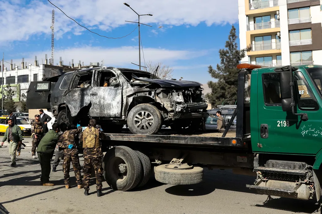 pokolgépes merénylet, Afganisztán, Kabul, bomba, autó 