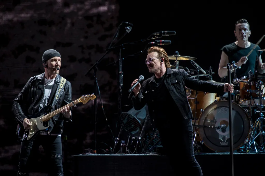 U2, Bono 