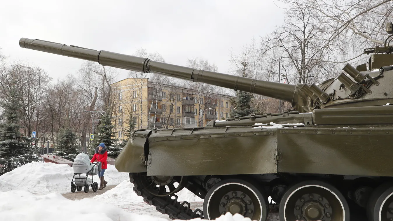 Oroszország, Ukrajna, Moszkva, tank, T-72, babakocsi, háború, Orosz-ukrán háború 