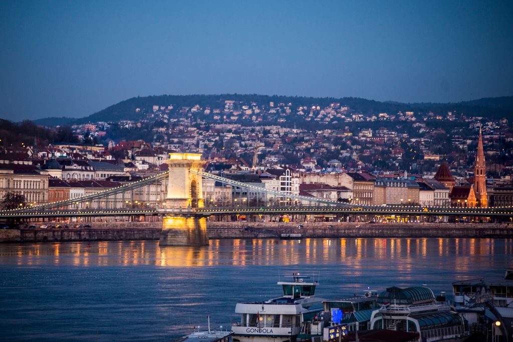 képeken a 2020-ban ébredő Budapest, újév 