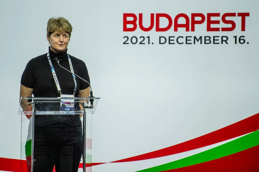 A budapesti kézilabda aréna hivatalos teszteseménye, magyar-szlovák közös rendezésű férfi kézilabda-Európa-bajnokság, kézilabda EB, kézilabda aréna Kökény Beatrix 