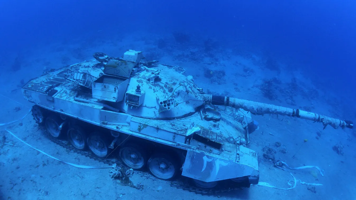 Akaba víz alatti katonai múzeum 
