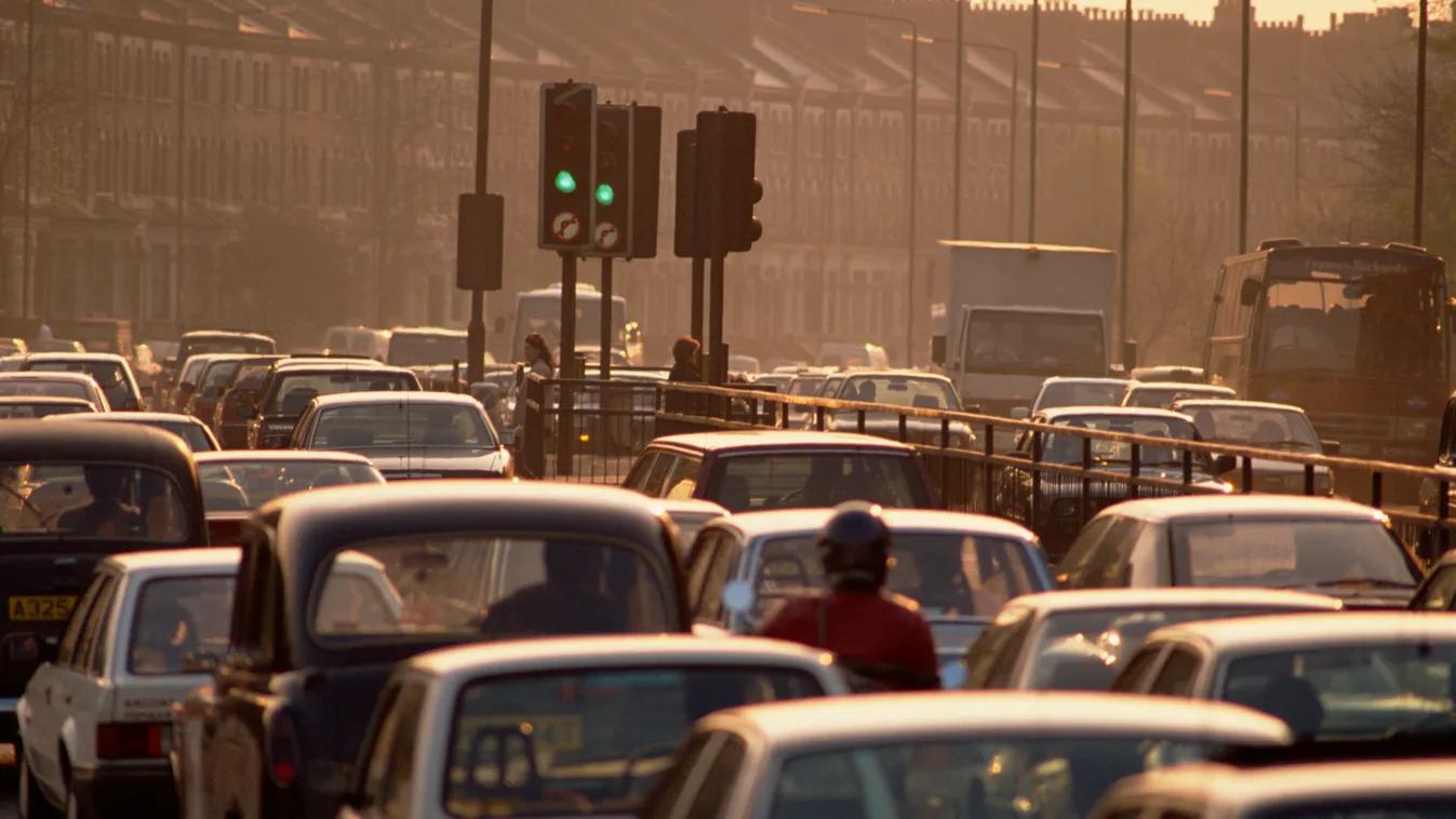 Traffic jam at dusk, London, England, United Kingdom, Europe travel travel destinations photography color image contemporary day evening outdoors HORIZONTAL places capital cities city location TRANSPORT transportation ROAD cars TRAFFIC traffic jams London