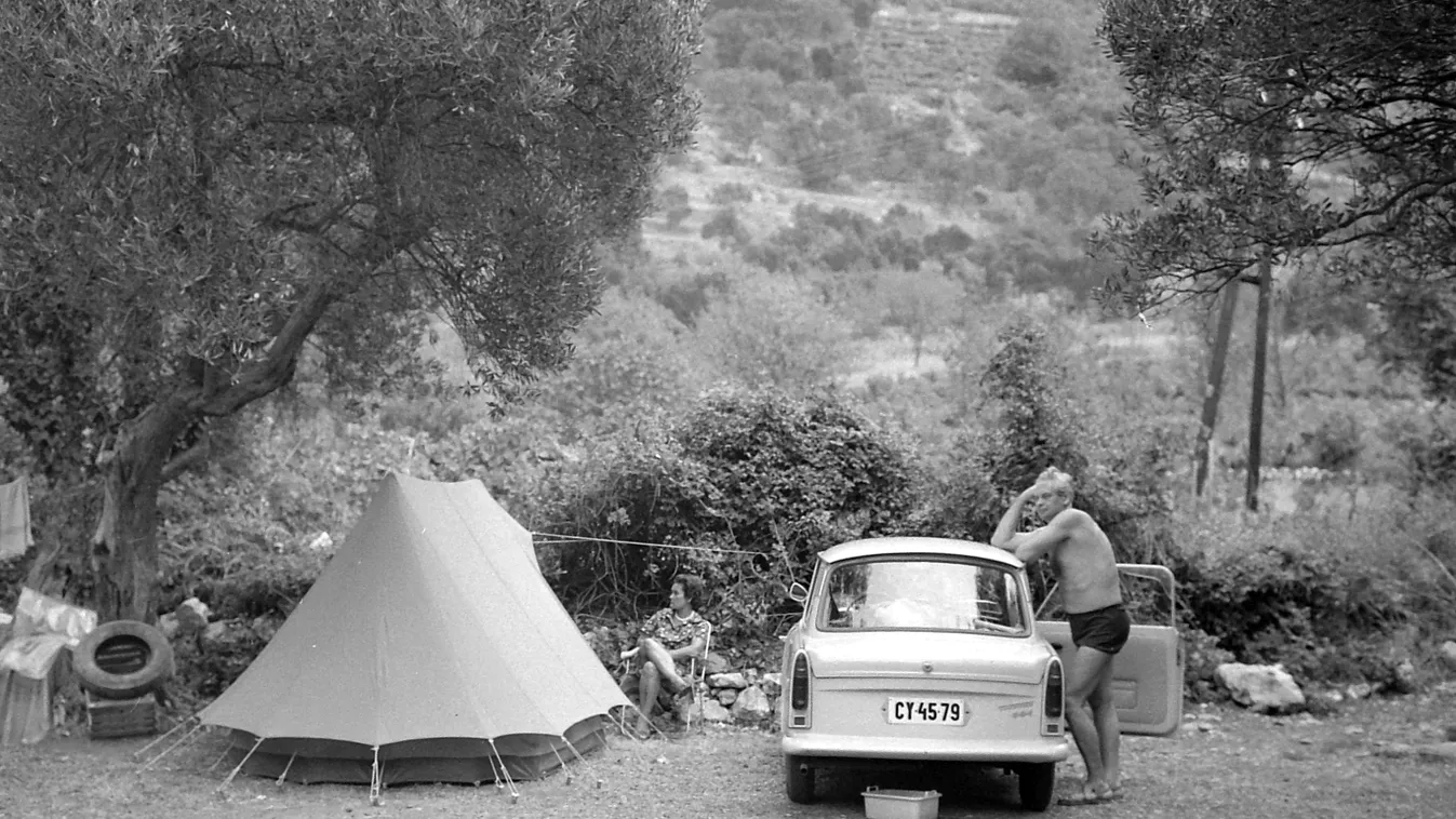 1969 nyaralás galéria 2021 harmadik sátor, kemping, Trabant 601, rendszám, Trabant-márka 