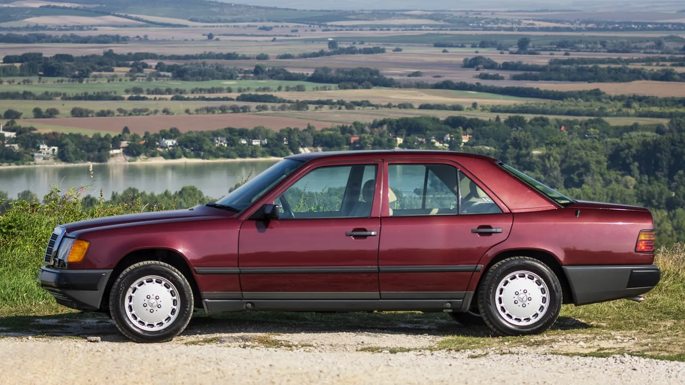 Mercedes 300 E (W124) veteránteszt 