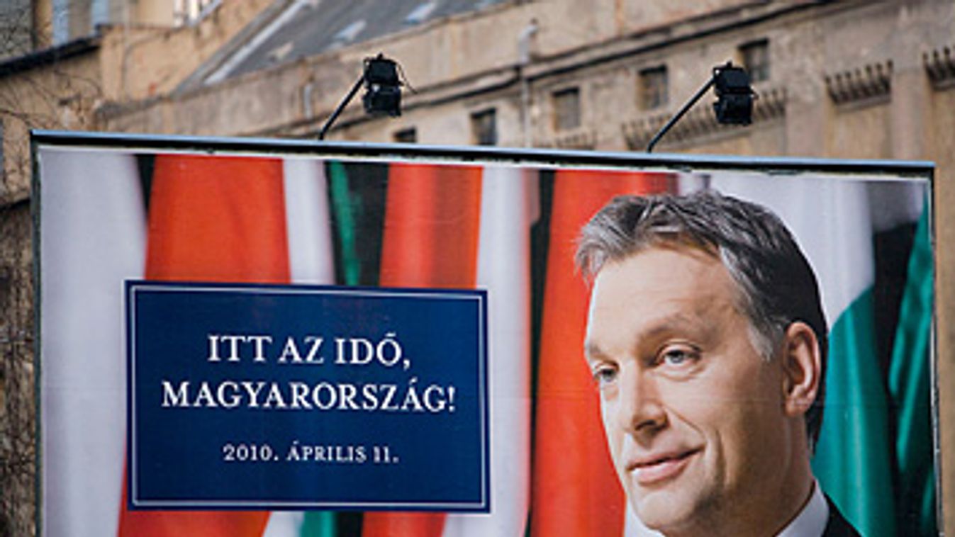 Orbán arcai, Orbán Viktor, Fidesz választási óriásplakát Orbán Viktrorral a Soroksári úton