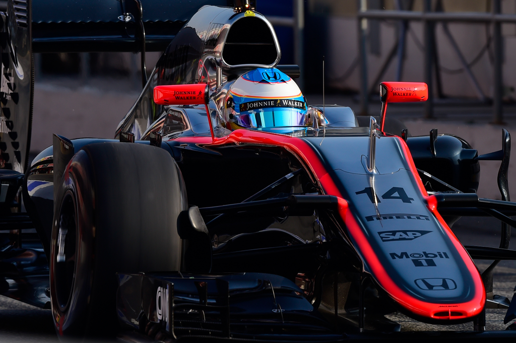 Forma-1, Fernando Alonso, McLaren, Barcelona teszt, 2015 