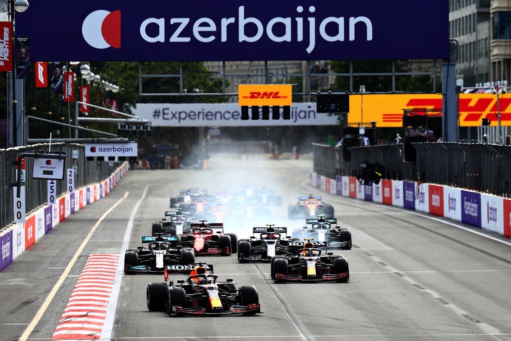 Forma-1, Max Verstappen, Sergio Pérez, Red Bull, Azeri Nagydíj 