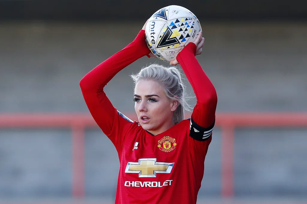 Brighton &amp; Hove Albion Women v Manchester United Women - SSE Women's FA Cup Fourth Round  SSE Women's FA Cup Fourth Round Brighton and Hove Albion Women Manchester United Women Broadfield Stadium Crawley Town FC February 03 in Crawley PLAYER Sports Te