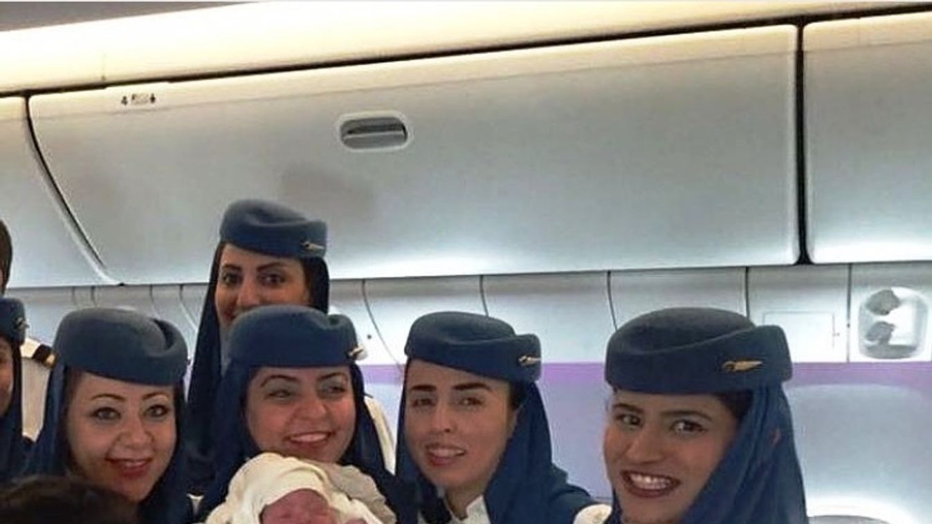 Saudia szülés, Repülés közben szülte meg gyermekét egy utas 