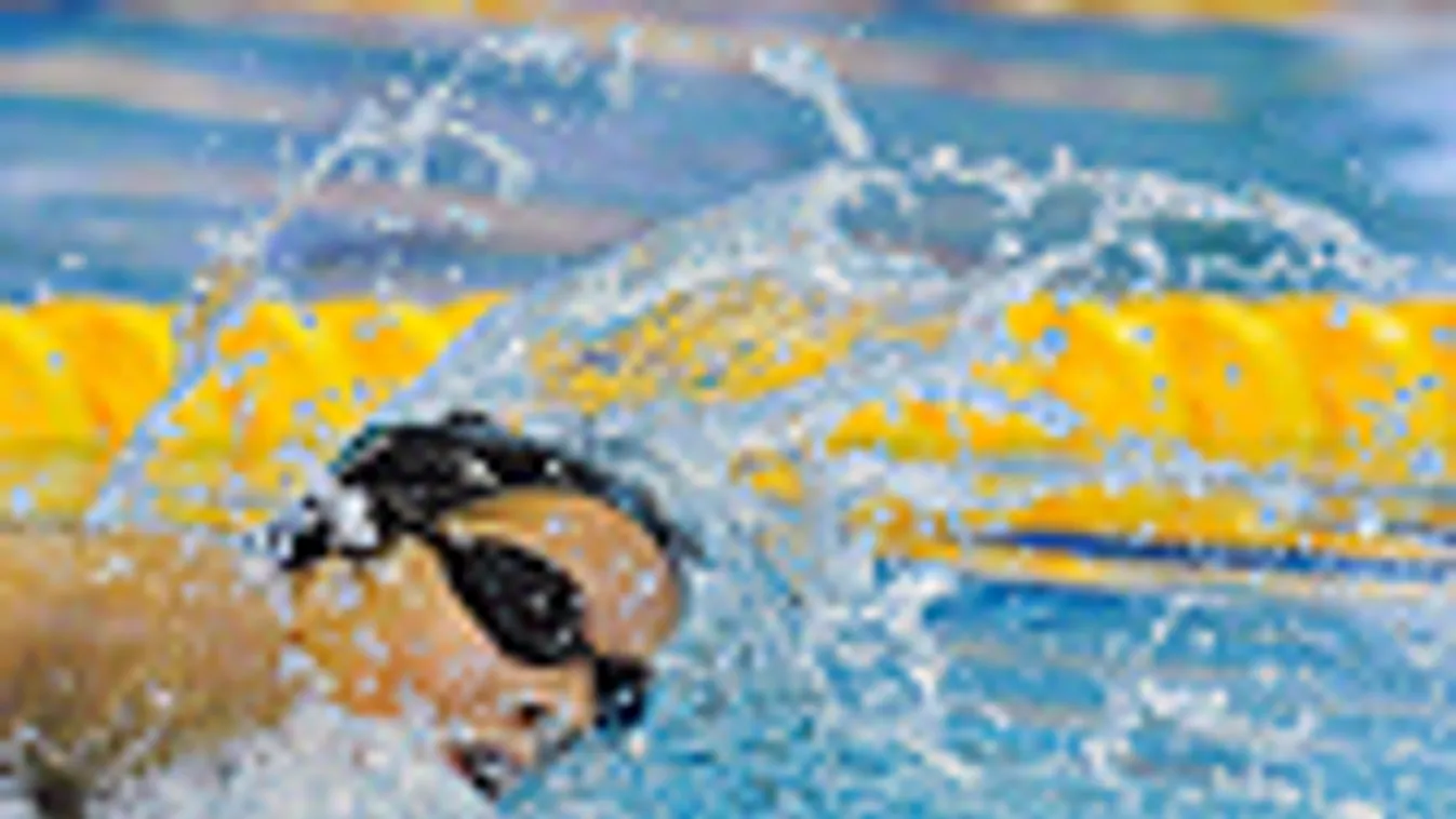 Kapás Boglárka úszik a női 800 méteres gyorsúszás előfutamában a 31. úszó Európa-bajnokságon, a Debreceni Sportuszodában