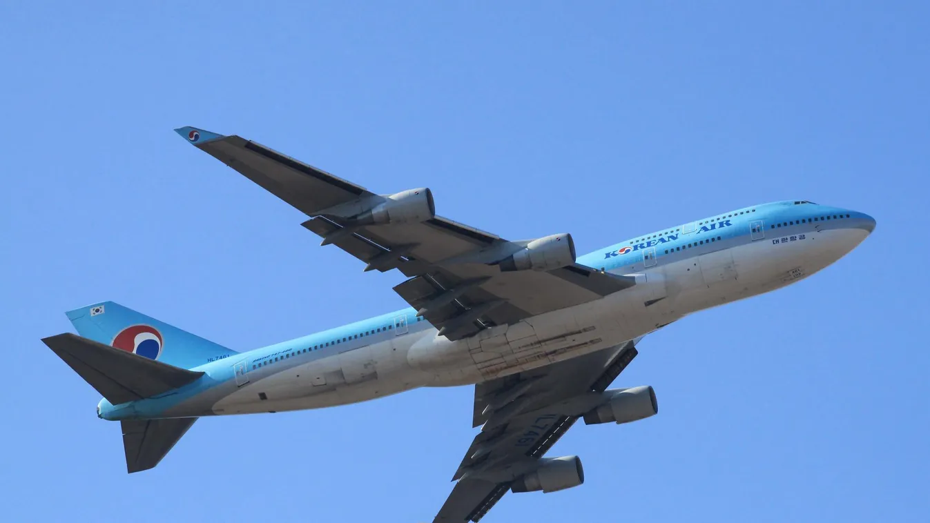 Korean Air Boeing 747 