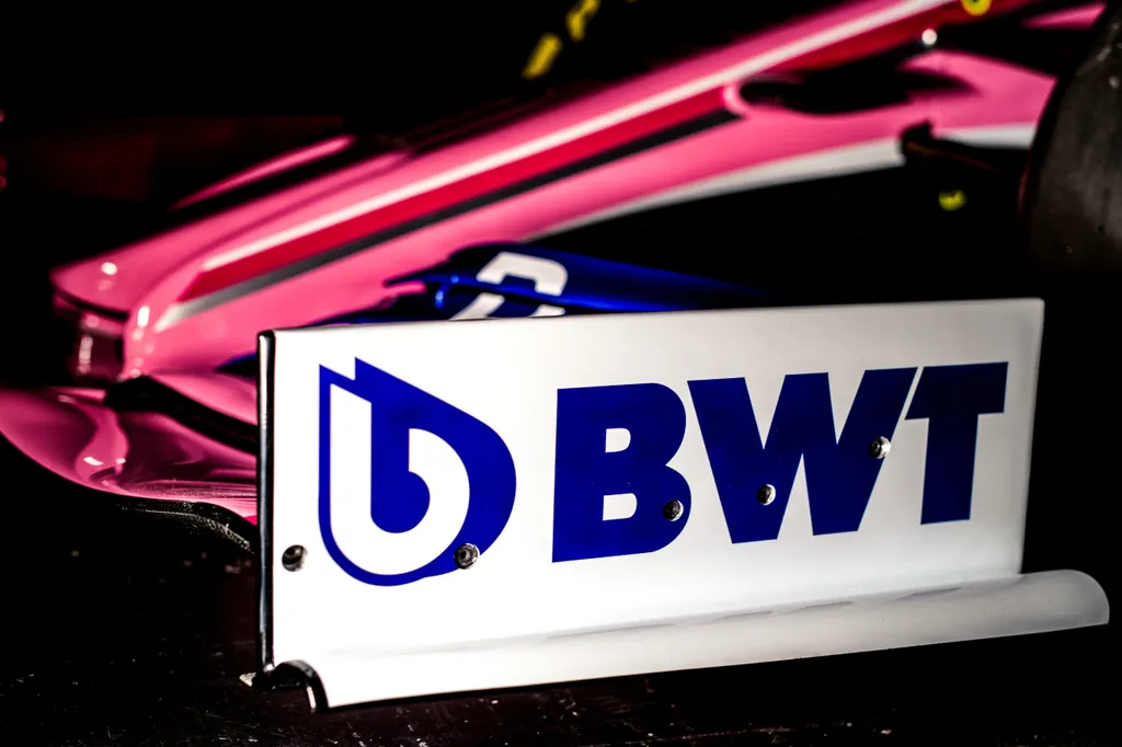 Forma-1, SportPesa Racing Point F1 Team, első szárny, BWT logo 