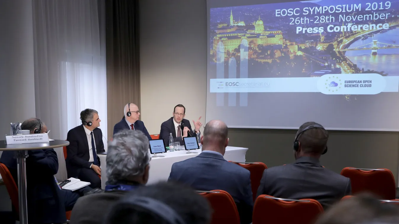 EOSC tudományos konferencia a Hélia hotelben 