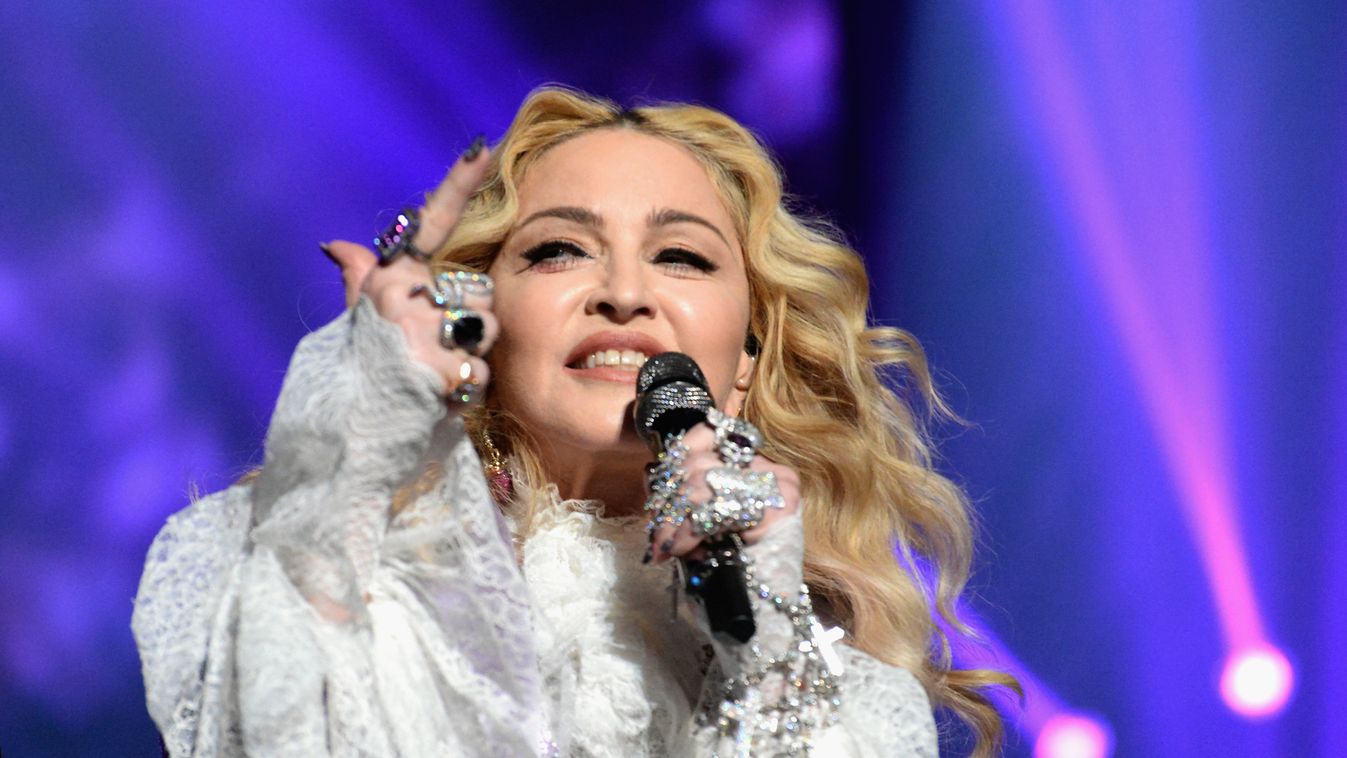 Madonna, énekes, 2016 