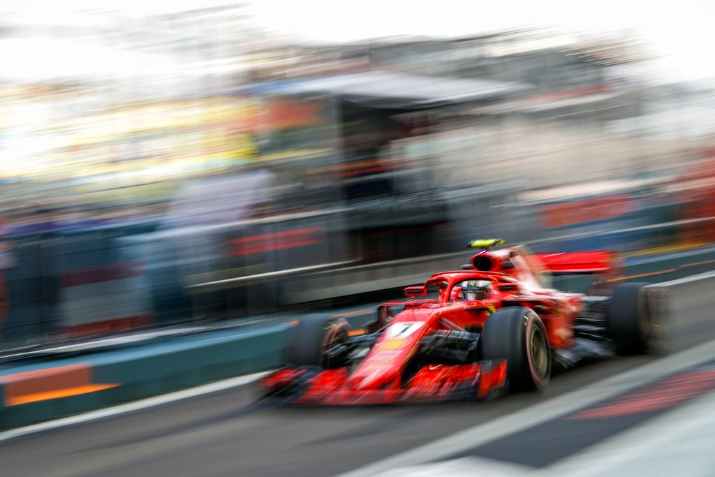 A Forma-1-es Szingapúri Nagydíj pénteki napja, Kimi Räikkönen, Scuderia Ferrari 