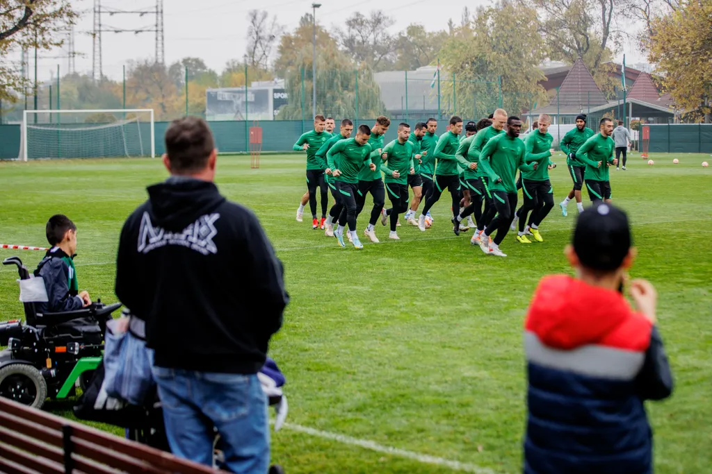 Ments Életet Közhasznú Alapítvány, találkozó, Fradi, Ferencváros, gyerek, gyerekek, futball, labdarúgás, közönség 