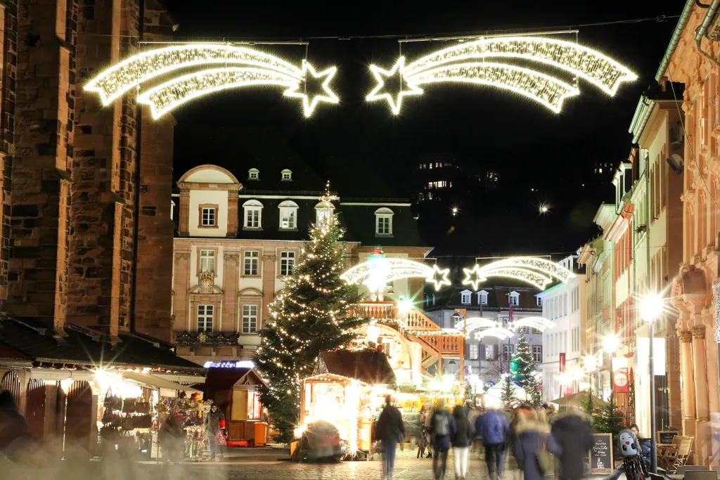 Karácsonyi vásárok a világban Horizontal Christmas tradition religion 