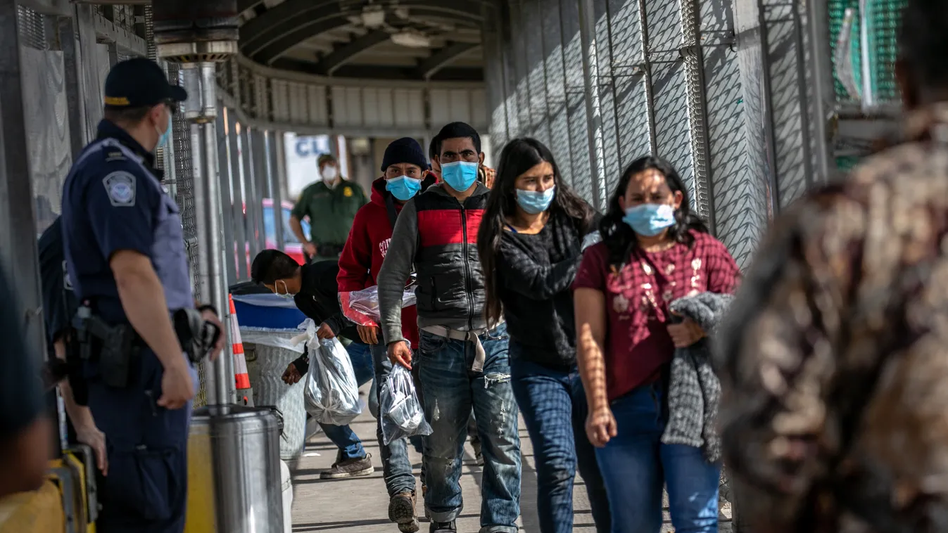 Asylum Seekers Cross Into U.S. In Reversal Of Trump's "Remain In Mexico" Policy GettyImageRank1 Color Image bestof topix Horizontal POLITICS SOCIAL ISSUES 
