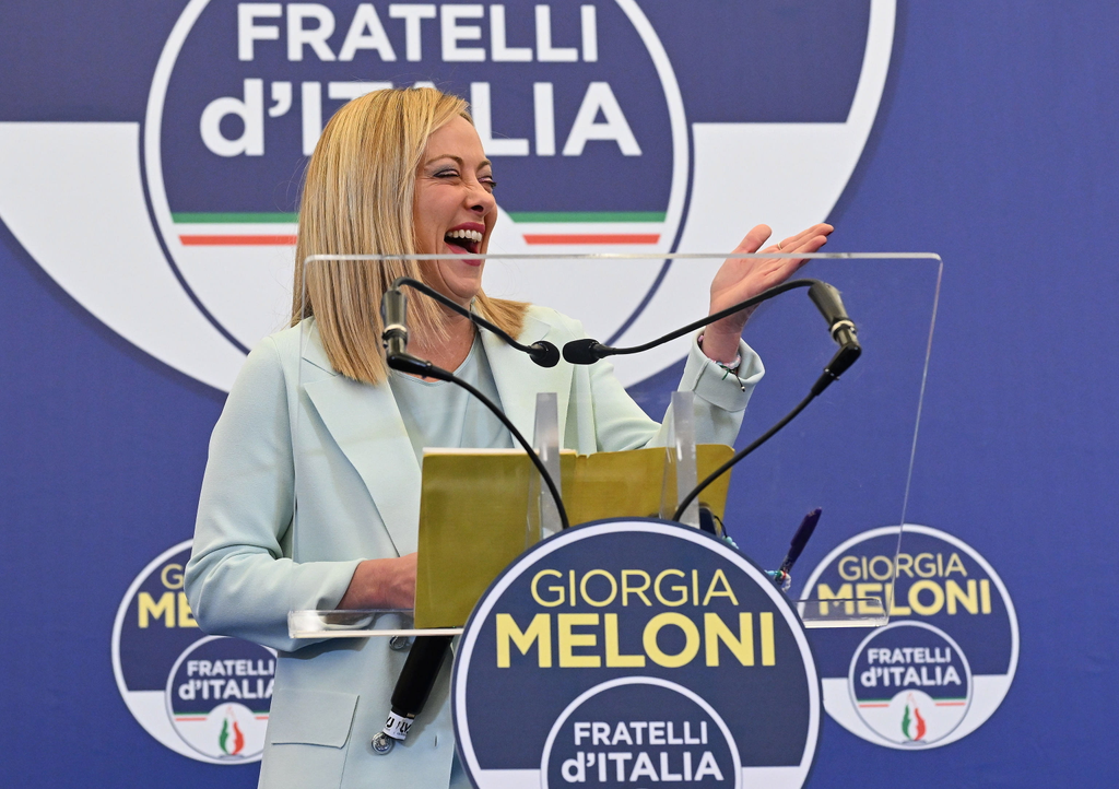 MELONI, Giorgia, olaszország, választás, jobb oldal, nyertes, ,öröm, szavazat számlálás 