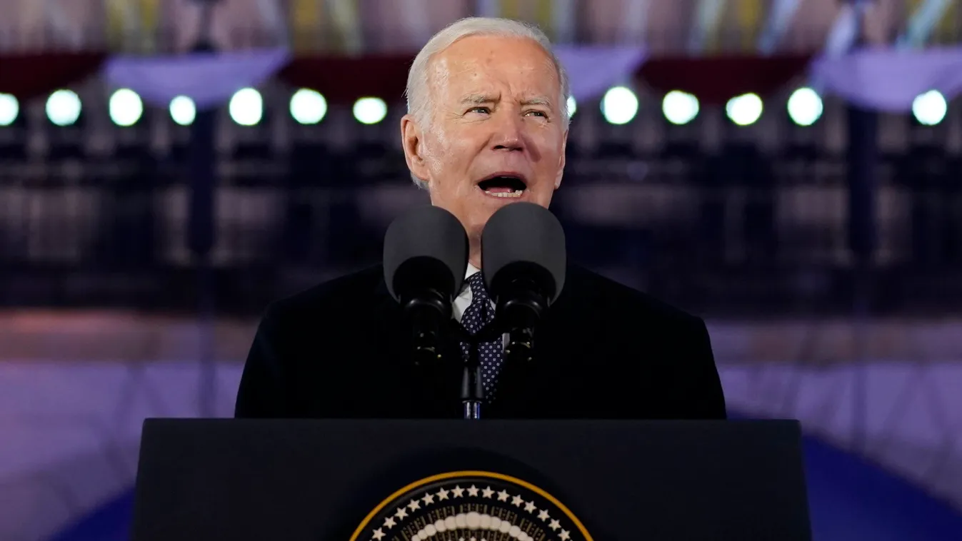 BIDEN, Joe Varsó, 2023. február 21.
Joe Biden amerikai elnök beszédet mond az ukrajnai háború első évfordulója alkalmából a varsói Királyi Vár kertjében 2023. február 21-én. Biden kétnapos látogatáson tartózkodik Lengyelországban.
MTI/AP/Evan Vucci 