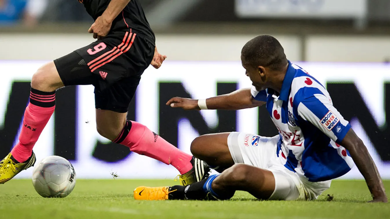 Kolbeinn Sigthorsson és Kenneth Otigba egy augusztusi Ajax - SC Heerenveen meccsen