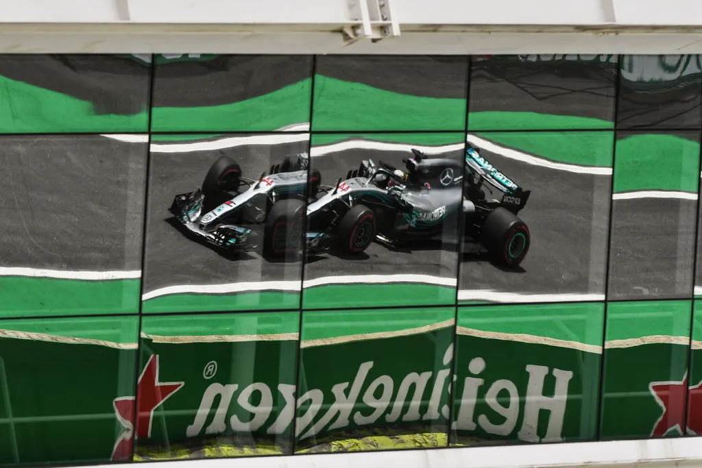 Forma-1, Lewis Hamilton, Mercedes-AMG Petronas, Brazil Nagydíj 