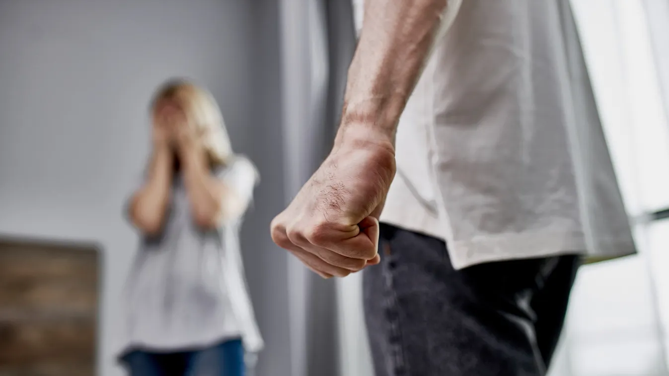 családon belüli erőszak bántalmazás ököl ütés 