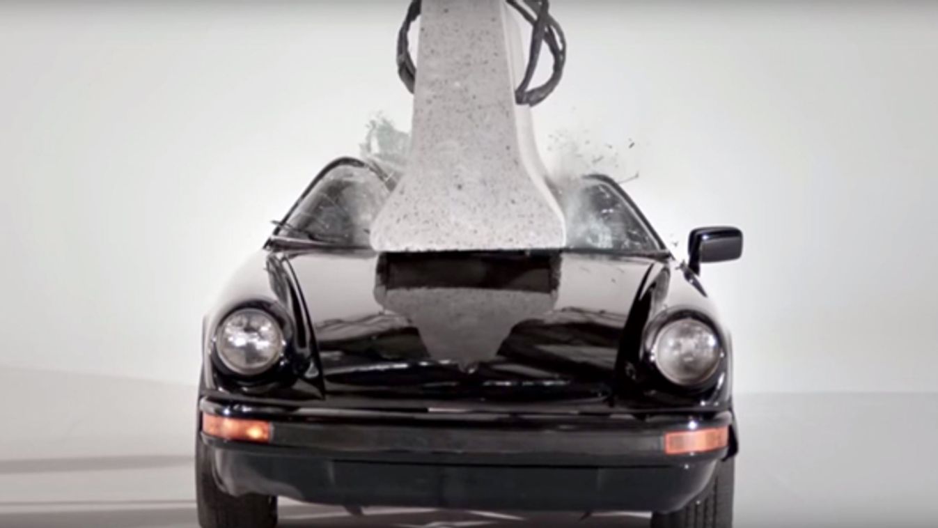 rag & bone FW15 campaign feat. Gabriella Wilde, Porsche reklám, 911, zuhanó betontömb 