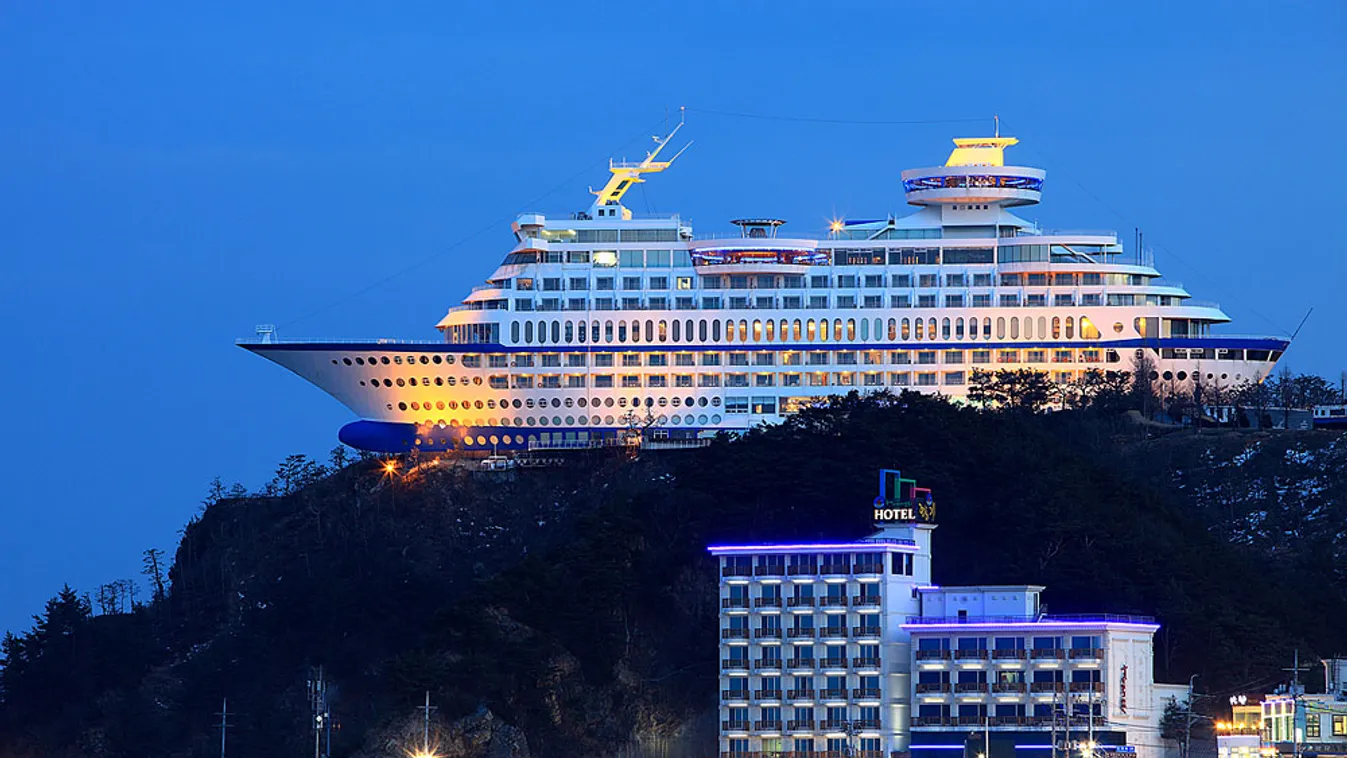  Sun Cruise Resort, koreai szállodahajó