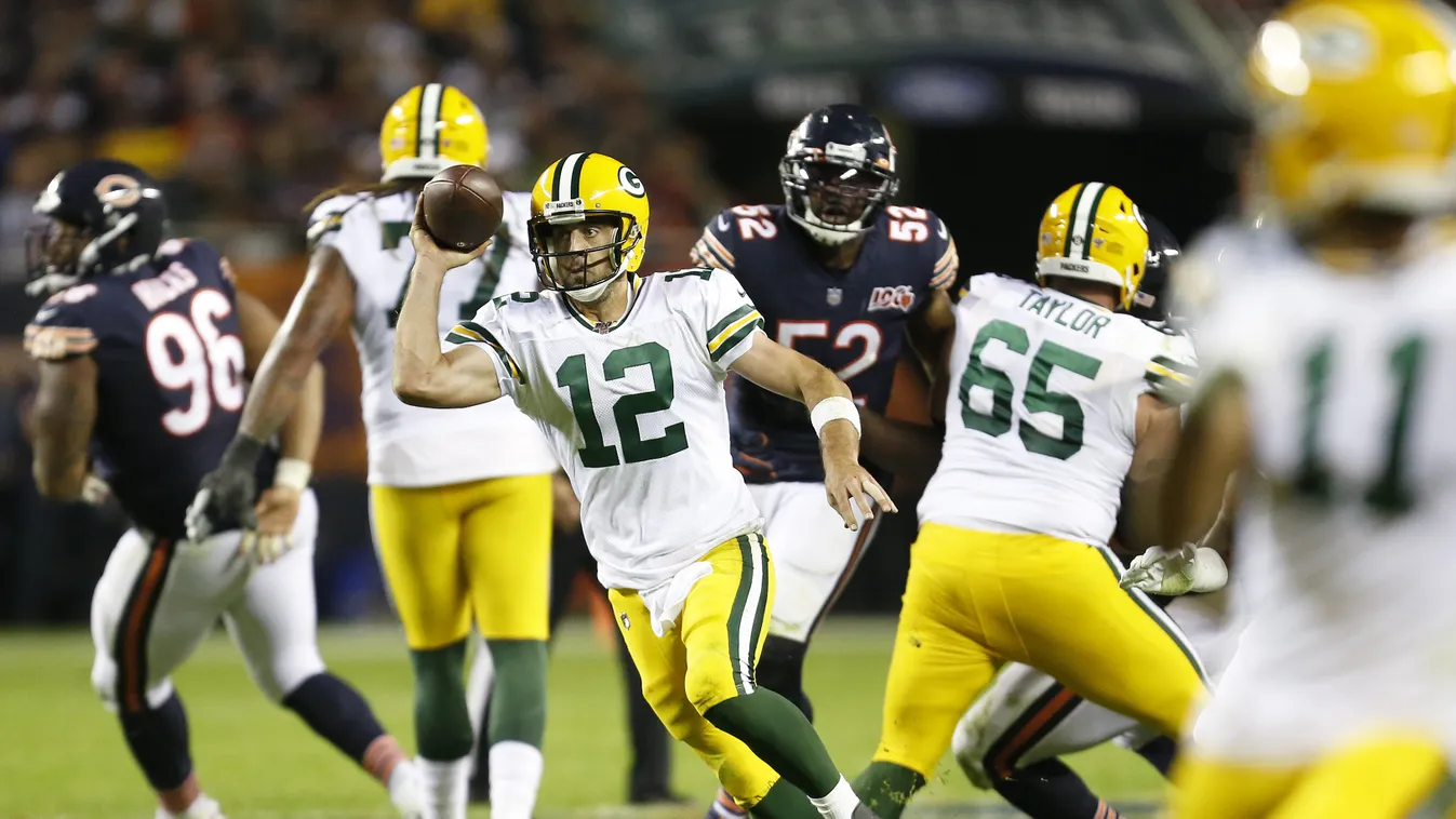 Green Bay Packers v Chicago Bears GettyImageRank2 SPORT nfl AMERICAN FOOTBALL 