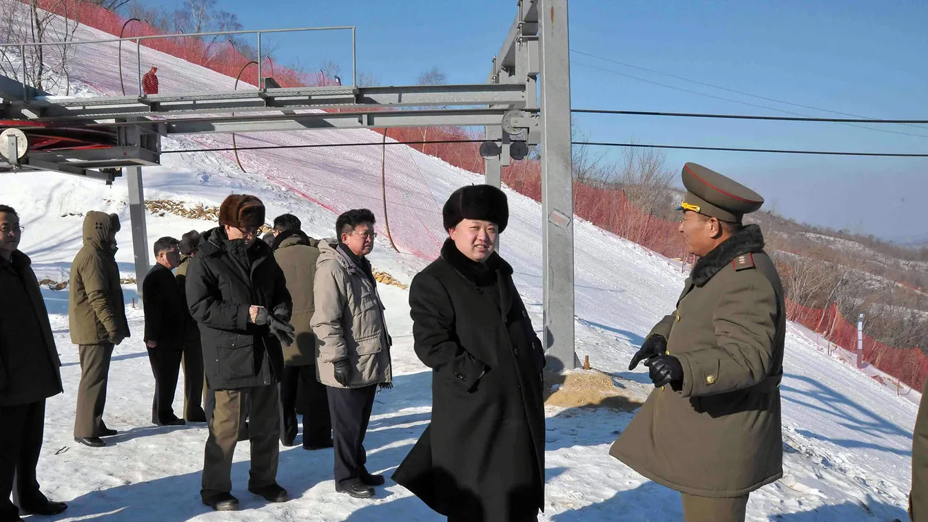 észak-korea turizmus, kim dzsongil, sípálya, síelés 