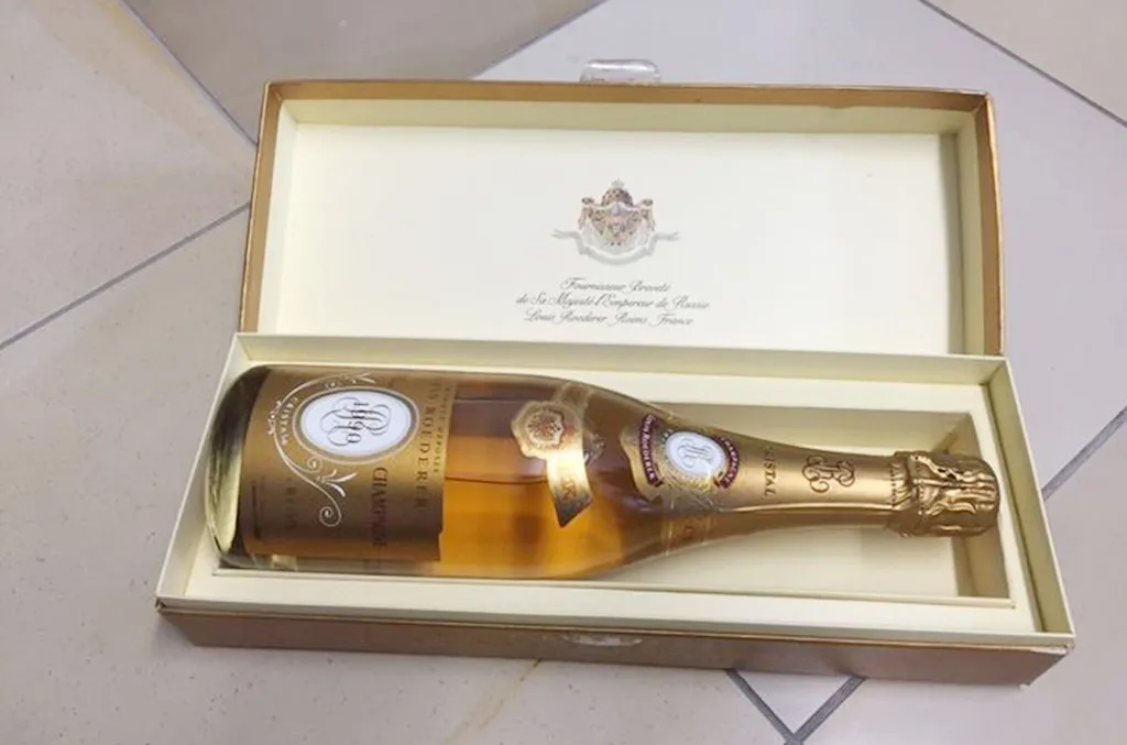 Top 10 legdrágább pezsgő a világon 2021-ben, 9. Louis Roederer, Cristal Brut 1990 Millennium Cuvee Methuselah – $18,800 
