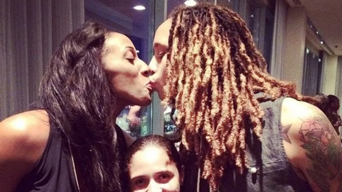 Brittney Griner és Glory Johnson 