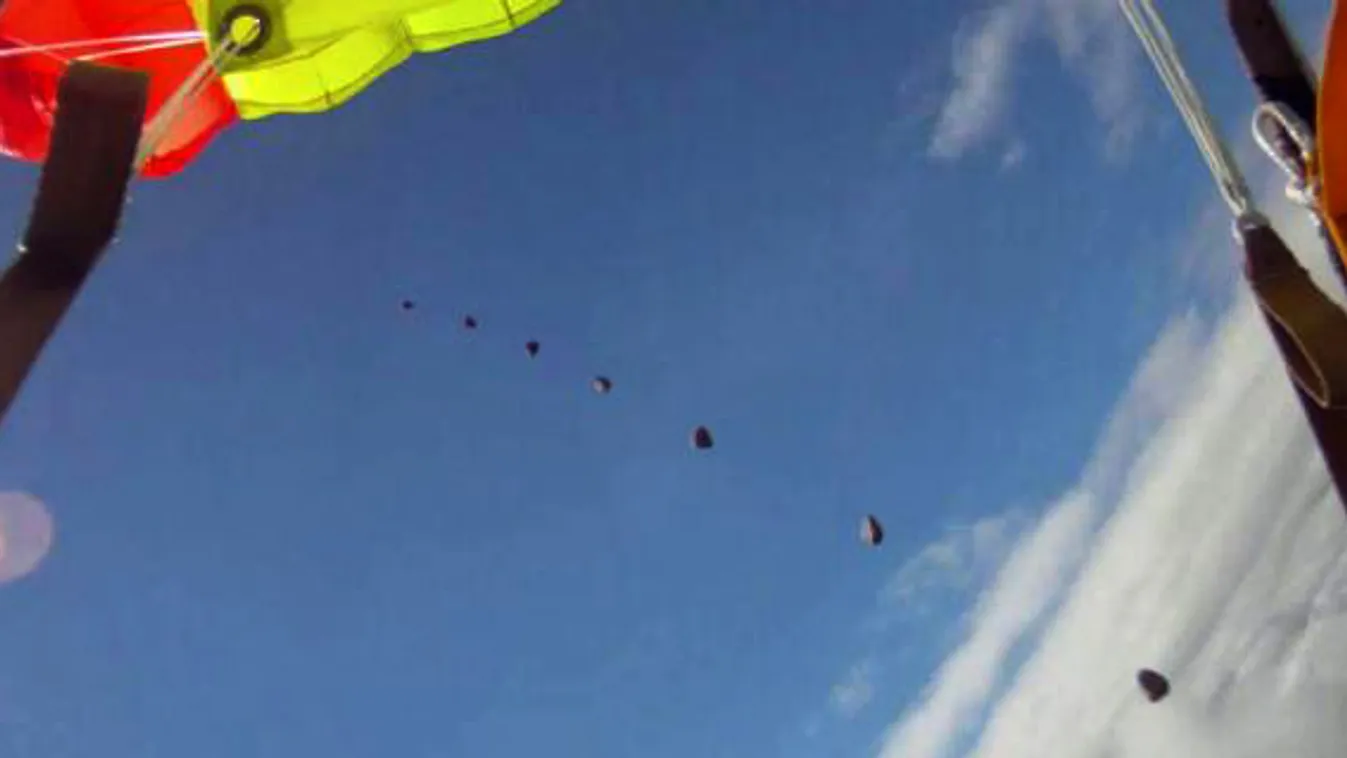 meteort filmezett egy norvég ejtőernyős, Anders Helstrup 
