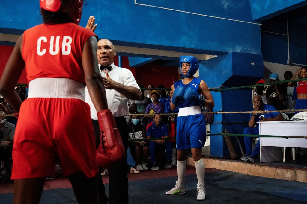 Az első hivatalos női boxmérkőzés egy kubai ökölvívó iskolában, Kuba, box, boksz, ökölvívás, galéria, 2022 