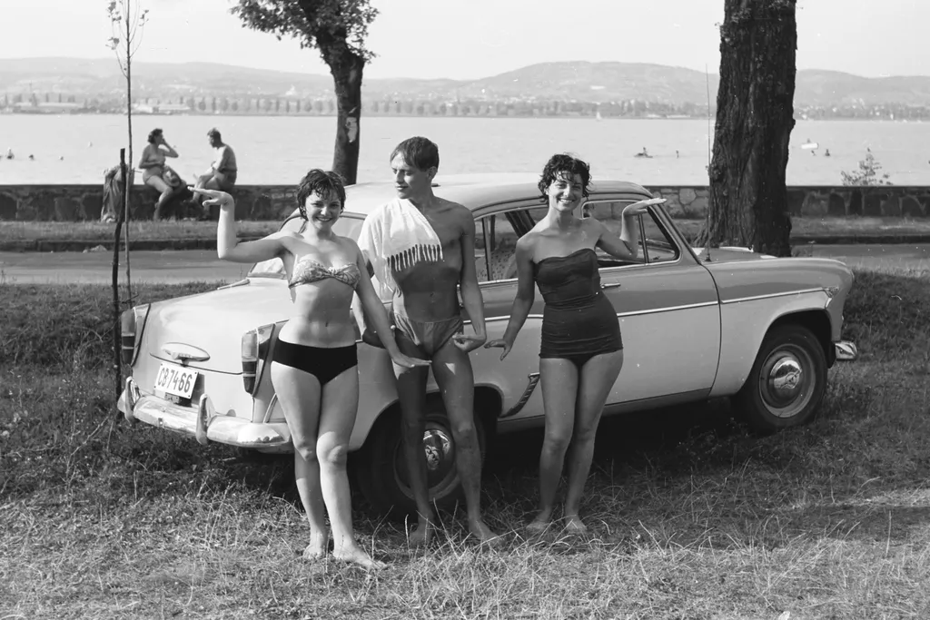 Balaton,
Tihany
Gödrös, Lepke sor.
fürdőruha fecske
1965 