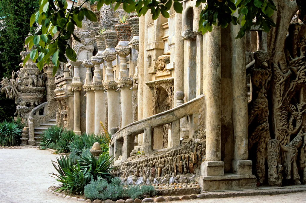 Palais Idéal du Facteur Cheval francia kastély palota 