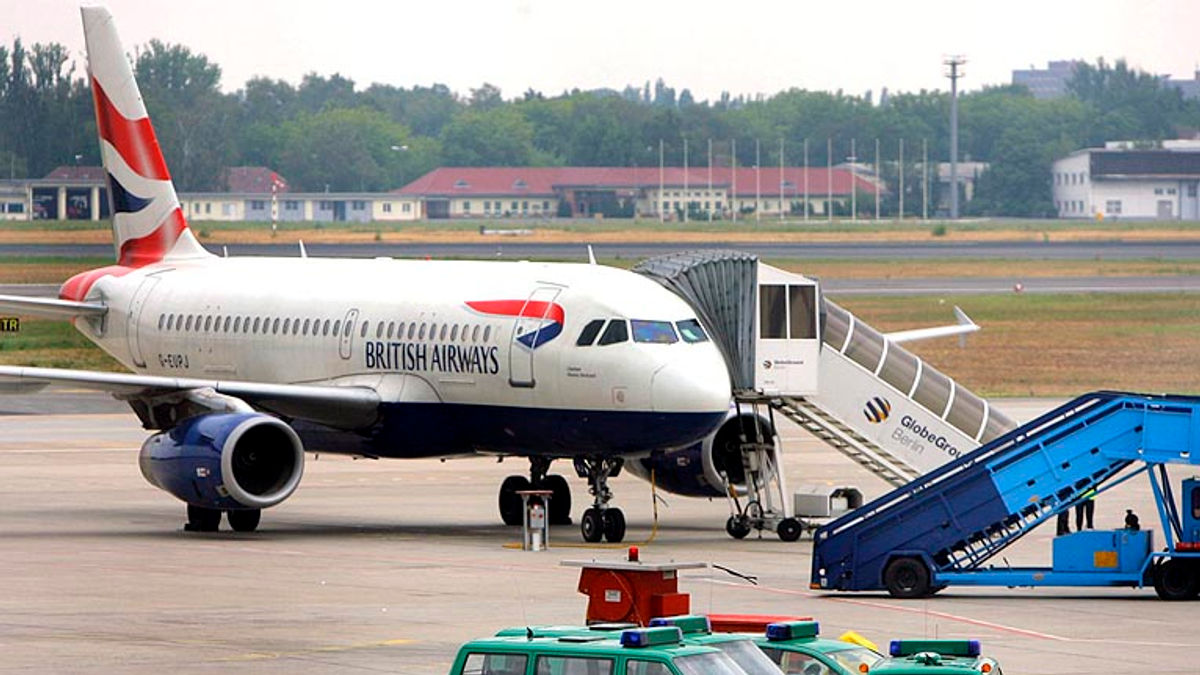 Sztrájkolnak a Lufthansa légiutas-kísérői a frankfurti reptéren