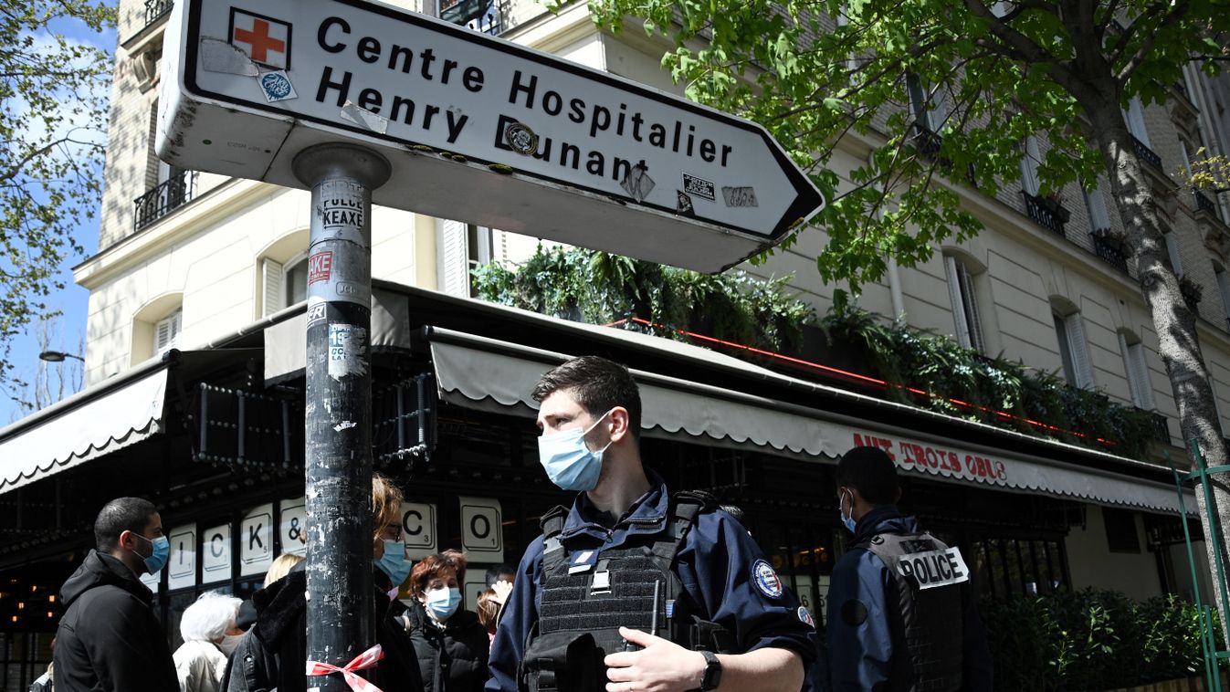 támadás lövés Párizs Henry Dunant kórház 