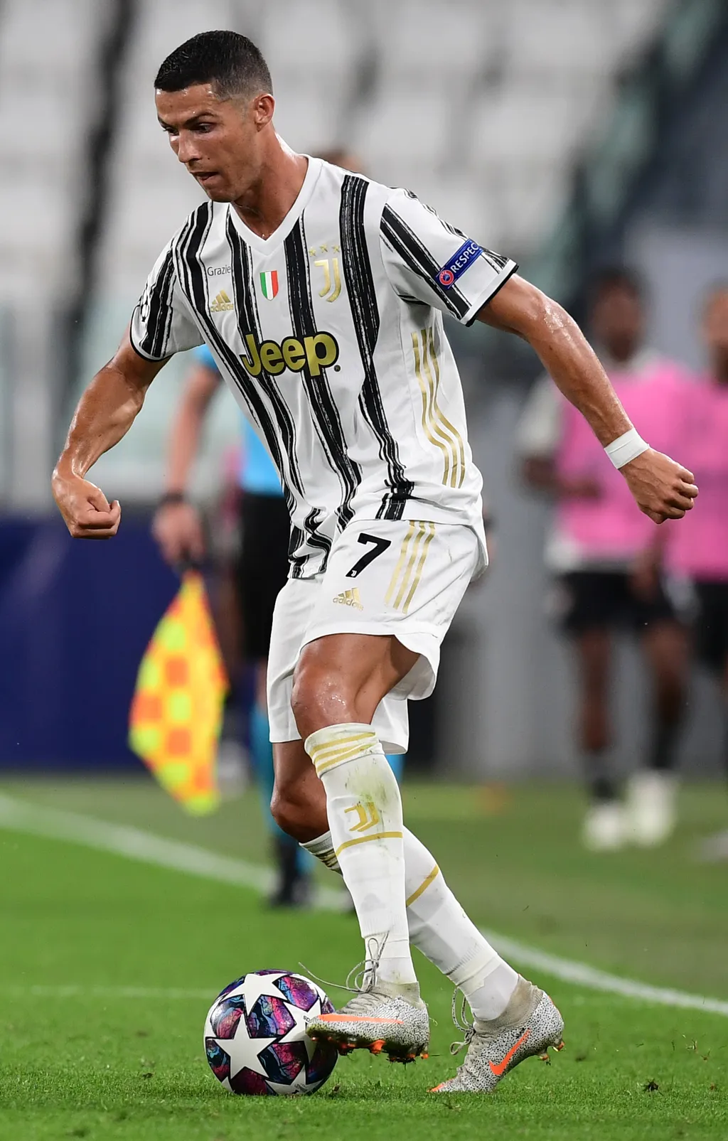 Bajnokok Ligája, nyolcaddöntő, visszavágó, Juventus, Lyon, augusztus 7. 