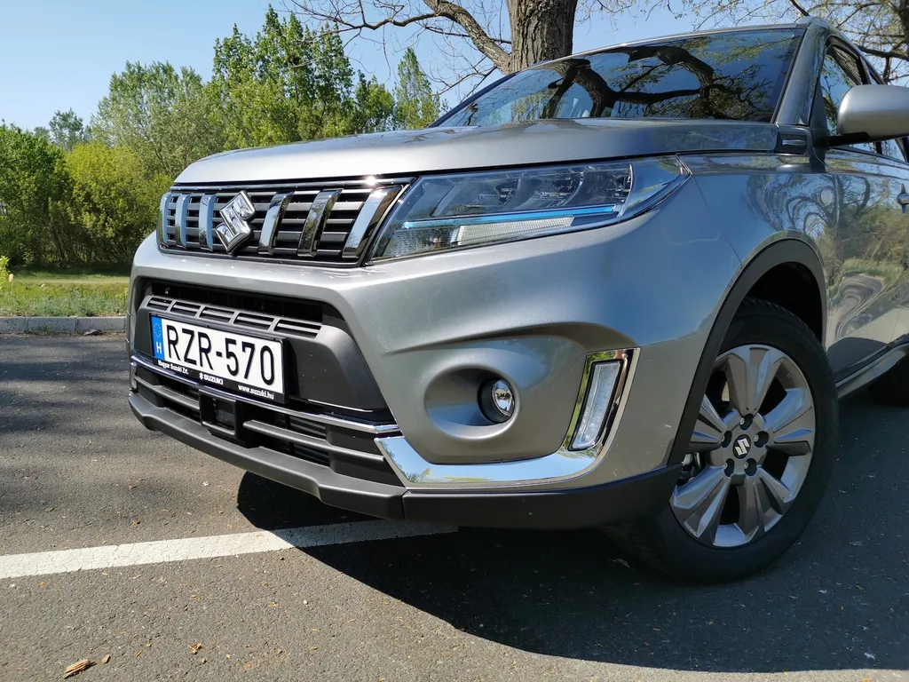 Suzuki Vitara Hybrid teszt (2020) 