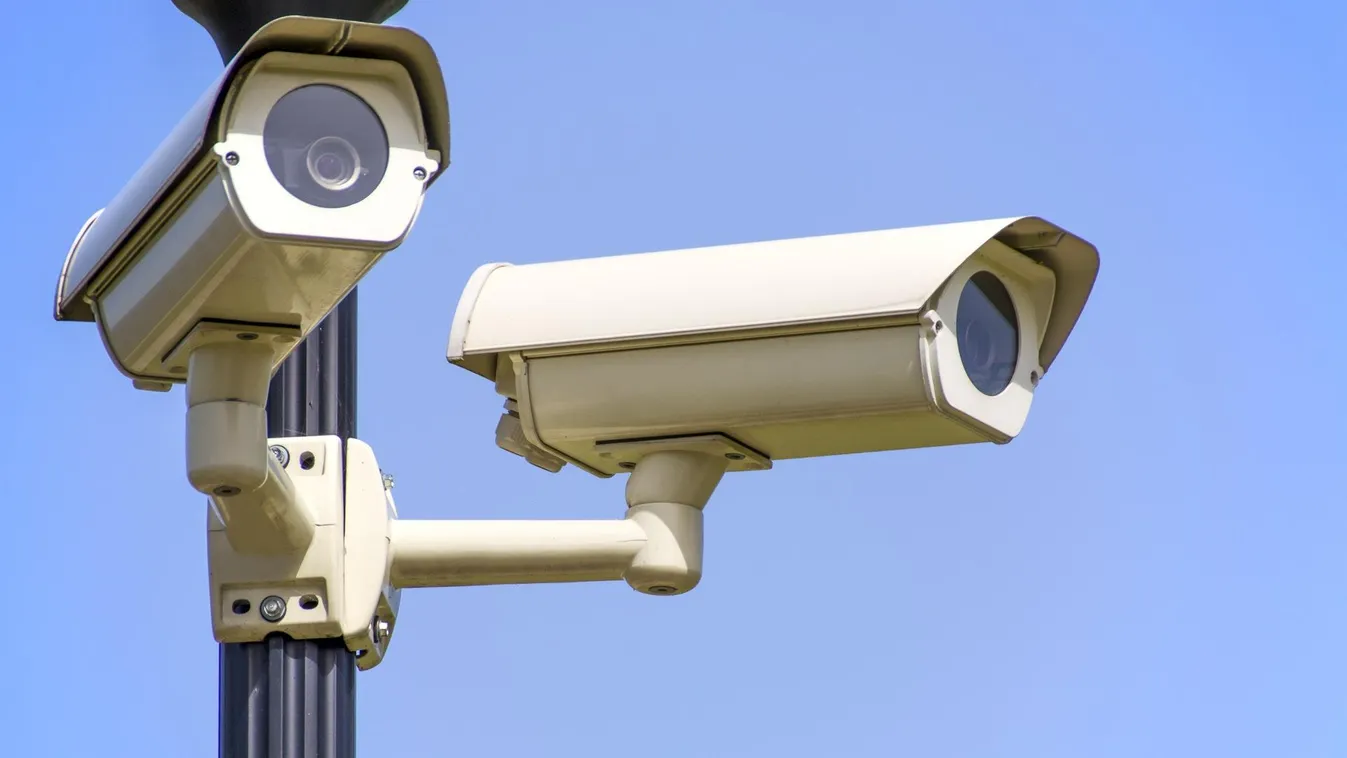 biztonsági kamera security camera surveillance 