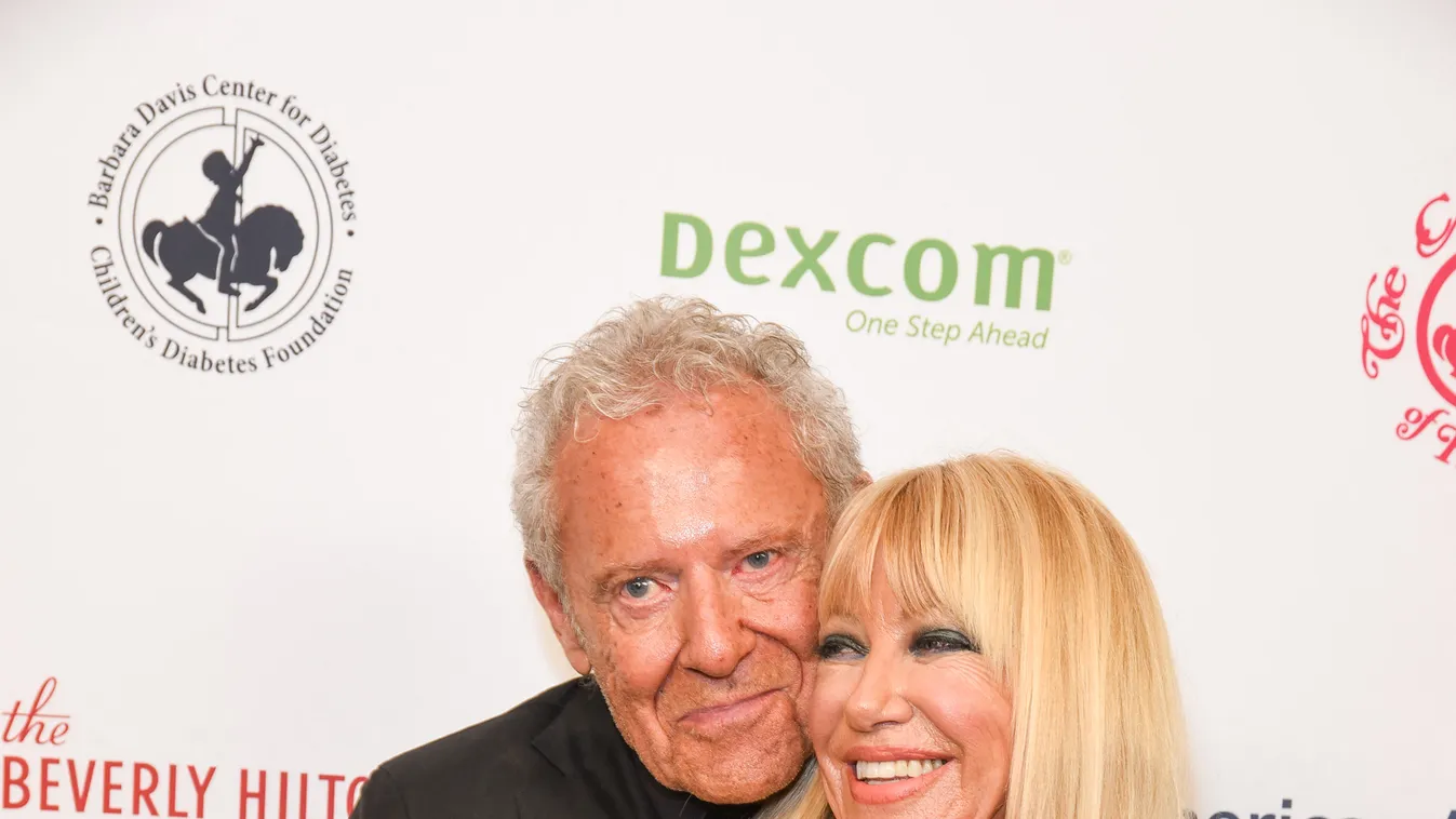 2018 Carousel Of Hope Ball - VVIP Reception GettyImageRank3 Carousel Party - Social Event USA California Beverly Hills - California Color Image Photography Suzanne Somers Arts Culture and Entertainment Hope Attending Celebrities The Beverly Hilton Hotel A