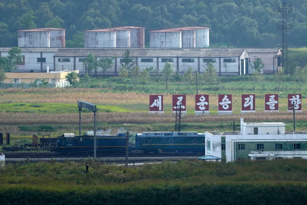 Kim Dzsongun titokzatos vonata, galéria, 2023 