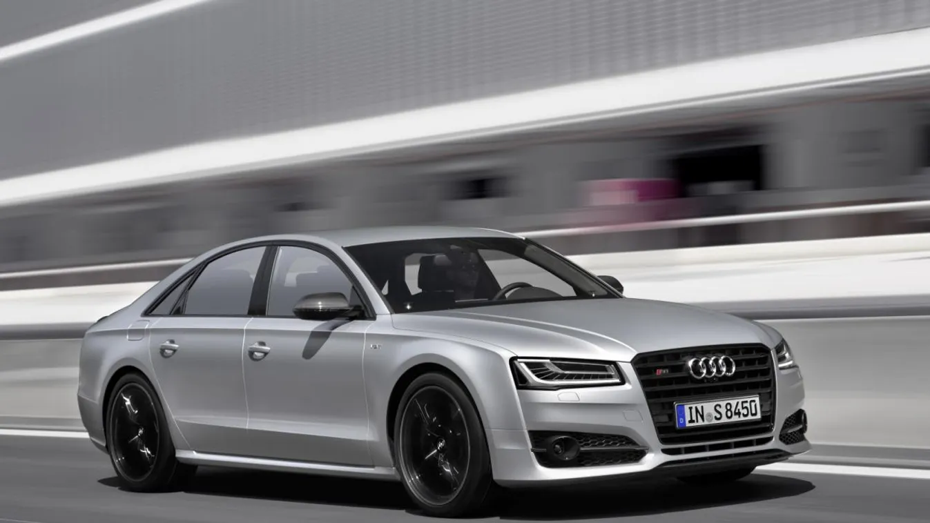 Audi S8 Plus 