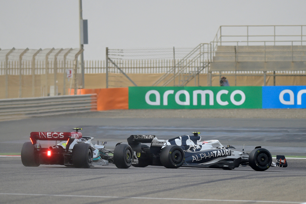 Forma-1, teszt, Bahrein 2. nap, Hamilton, Mercedes, Cunoda, Alpha Tauri 